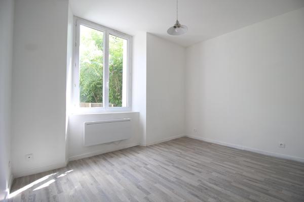 A vendre immeuble de rapport de 380m² à Molière Sur Cèze ( 30410)