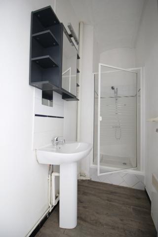 A vendre immeuble de rapport de 380m² à Molière Sur Cèze ( 30410)