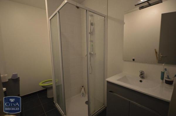 Appartement à louer 1 pièce 32.1m² Cholet (49300)