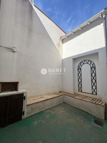 APPARTEMENT T3 EN DUPLEX A LOEUR - CENTRE VALLET
