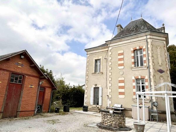 Maison de 5 chambres, Charroux