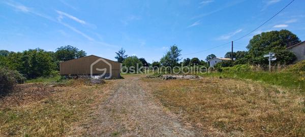 Terrain de 2 362 m²