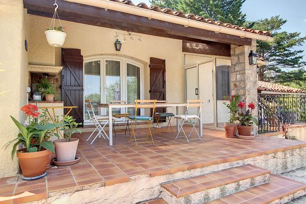 A LOUER ! Maison de 88,75m² à Tourtour
