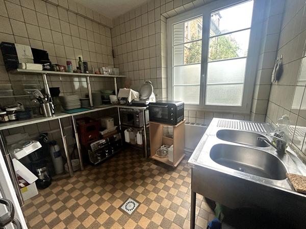 Mur commerce OU possiblité d'appartement 66m2