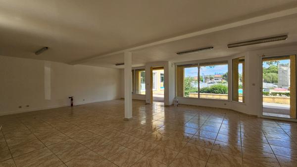 Rouffiac Tolosan, local professionnel 105 m2