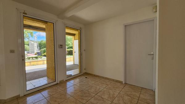 Rouffiac Tolosan, local professionnel 105 m2