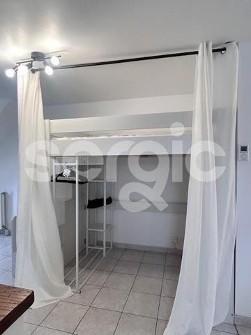 Location 1 Pieces 22 60200 Compiegne 43 0136 01 0072