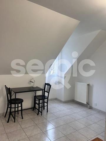 Location 1 Pieces 22 60200 Compiegne 43 0136 01 0072