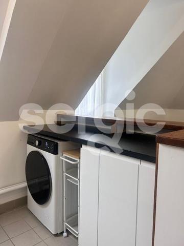 Location 1 Pieces 22 60200 Compiegne 43 0136 01 0072
