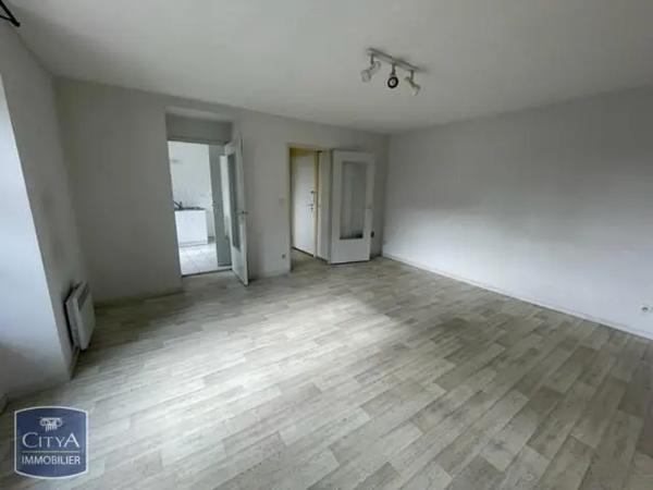 Appartement à louer 2 pièces 46.69m²