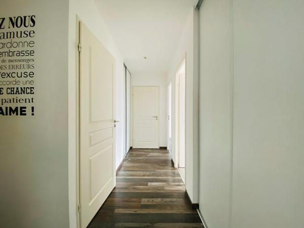 Belle opportunité ! Appartement T3 avec loggia, parking, proche tramway et pôle santé Clinique Victoire