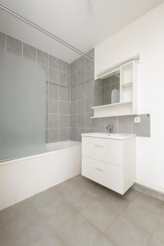 Belle opportunité ! Appartement T3 avec loggia, parking, proche tramway et pôle santé Clinique Victoire