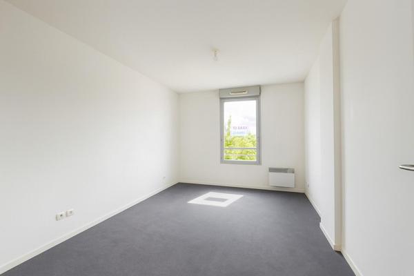 Belle opportunité ! Appartement T3 avec loggia, parking, proche tramway et pôle santé Clinique Victoire