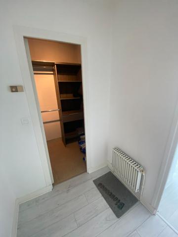 Appartement Dinan T2, centre ville, ascenseur et stationnement sécurisé