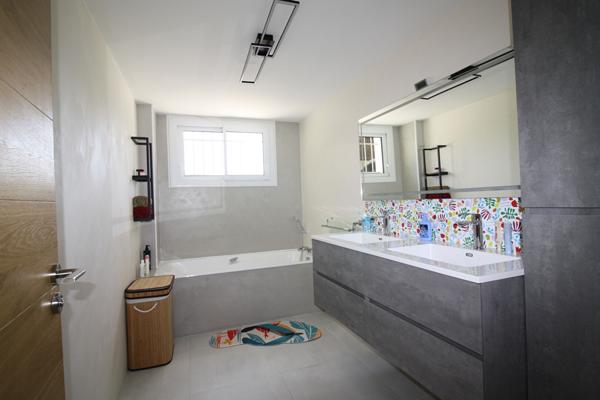 Montauban : Villa avec point de vue sur pyrénées, 5chambres 261 m2