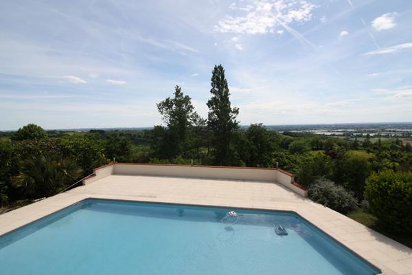 Montauban : Villa avec point de vue sur pyrénées, 5chambres 261 m2
