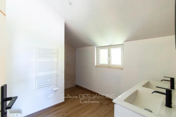 Maison rénovée 5p-3ch LIVAROT PAYS D'AUGE (14)