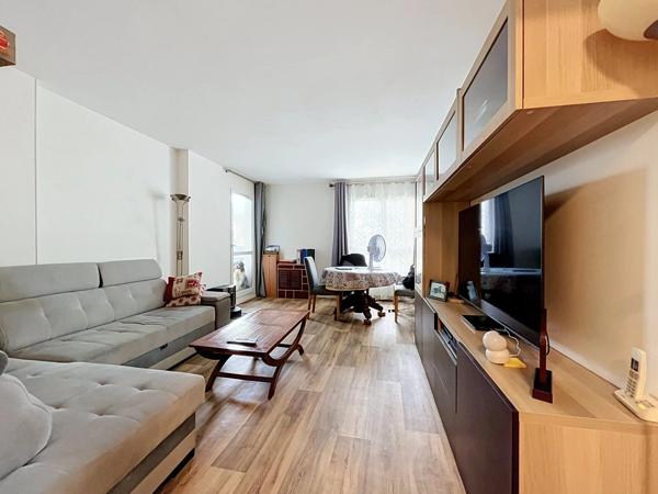 Vente                                                      Appartement
                        
                     3 pièces                      67 m2                     à Boissy-Saint-Léger