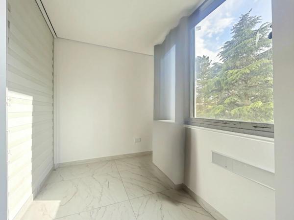 Vente                                                      Appartement
                        
                     3 pièces                      67 m2                     à Boissy-Saint-Léger