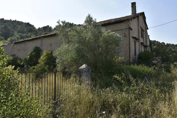Propriete à vendre 0 pièces VAISON LA ROMAINE (84)