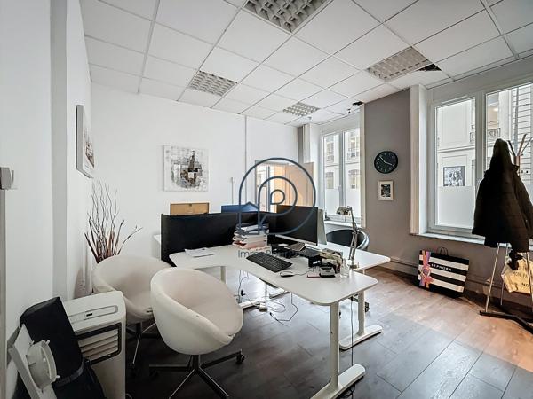 LILLE CENTRE 67 m2 rdc avec effet d'enseigne