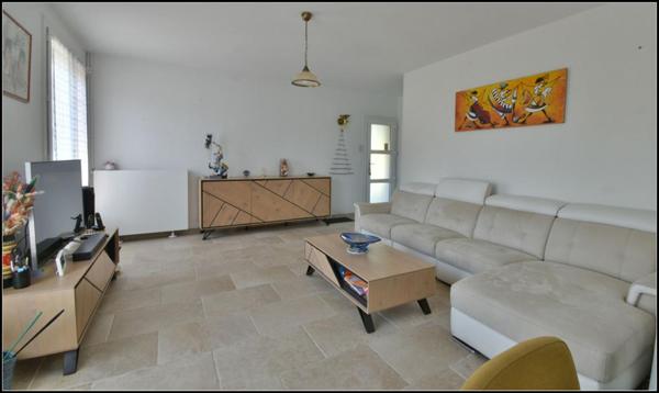 Maison de plain-pied rénovée ? 98 m² habitables ? Environnement calme