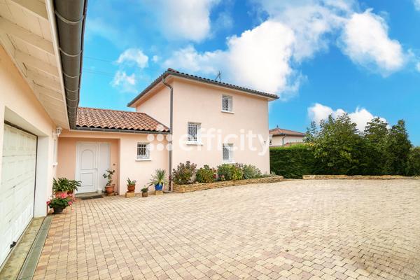 Maison 6 pièces - 137 m² Exclusivité efficity