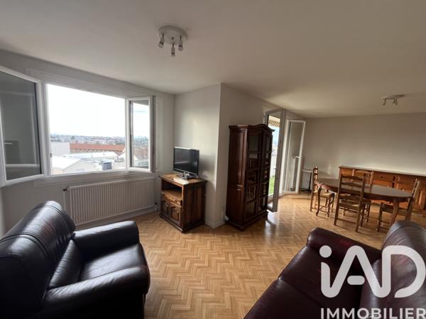 Appartement à vendre 3 pièces 77 m² Décines-Charpieu