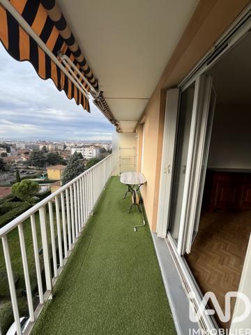 Appartement à vendre 3 pièces 77 m² Décines-Charpieu