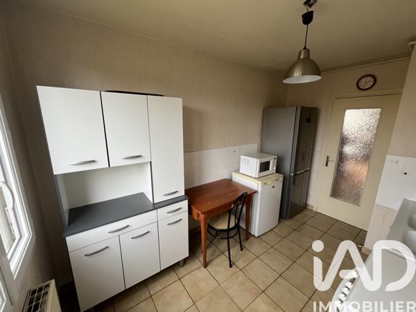 Appartement à vendre 3 pièces 77 m² Décines-Charpieu
