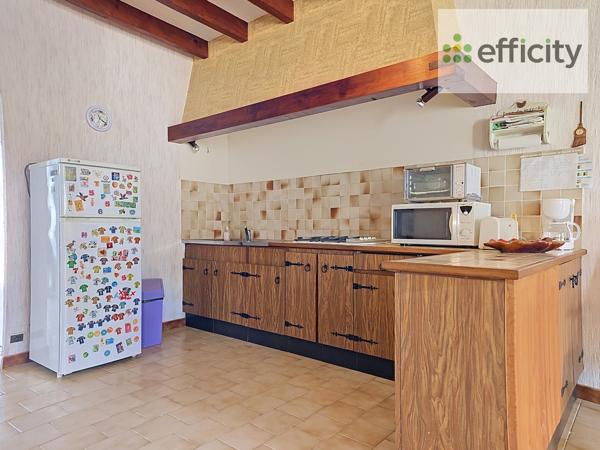 Maison
         3 pièces
        - 71 m² 480 000 € *