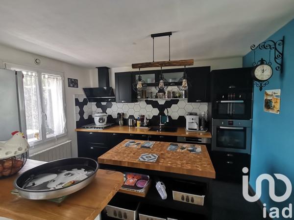 Maison traditionnelle 4 pièces de 94 m² à Lucé (28110)