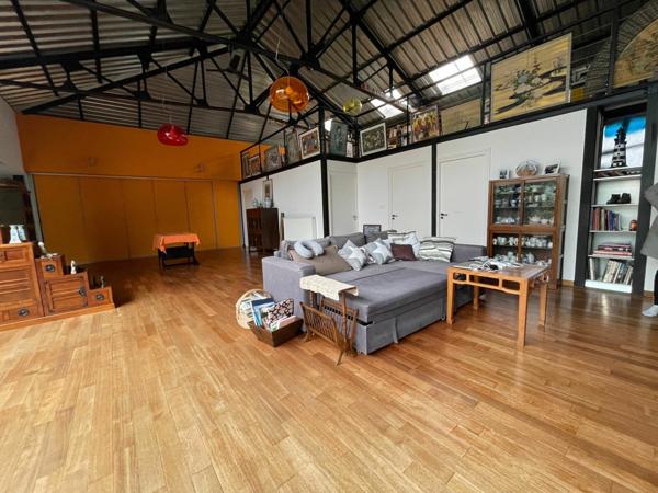 Appartement à vendre    5 pièces • 223 m2 Roubaix