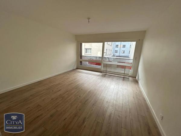 Appartement à louer 3 pièces 73.15m²