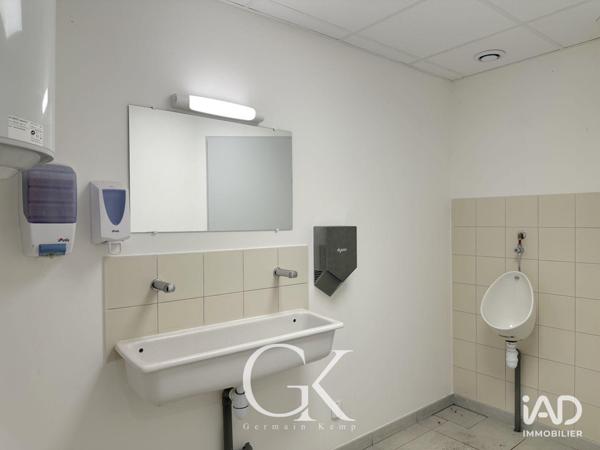 Local d’activité à vendre 9 839 m² Saint-André-le-Gaz