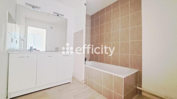 Appartement
         3 pièces
        - 64 m² Exclusivité 175 000 € *