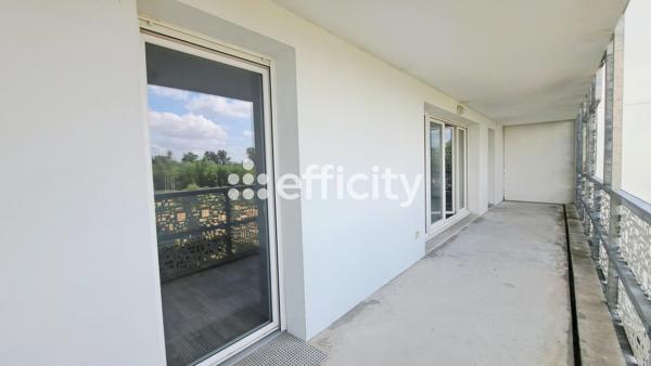 Appartement
         3 pièces
        - 64 m² Exclusivité 175 000 € *