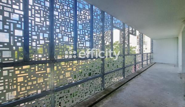 Appartement
         3 pièces
        - 64 m² Exclusivité 175 000 € *