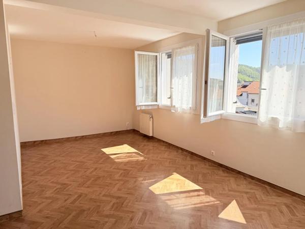 Appartement à louer à Villefranche-de-Rouergue (12200)