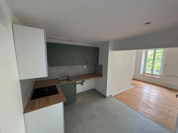 Appartement à louer à Tournon-sur-Rhône (07300)