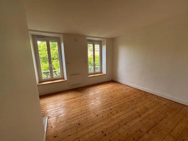 Appartement à louer à Tournon-sur-Rhône (07300)