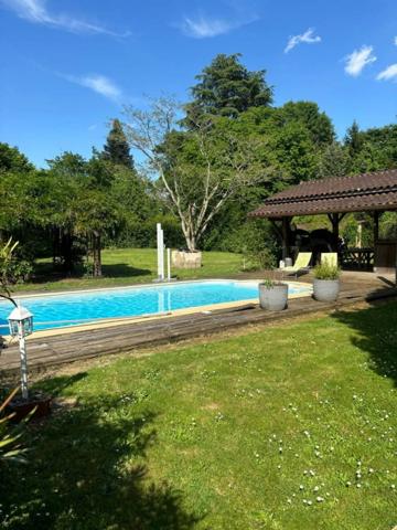 Maison en pierre à vendre 7 pièces ESTANG (32)