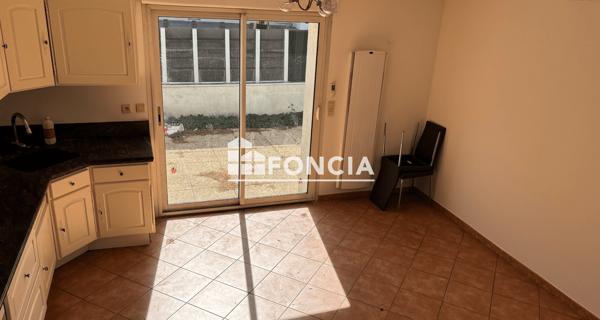 Location Appartement meublé 3 pièces 43.74 m² - Saint-martin-d'hères 38400