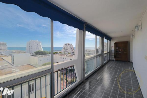 Vaste Appartement T2 avec vue mer et grande terrasse au centre-ville de La Grande Motte