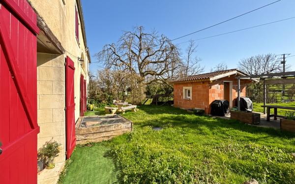 Maison à vendre    5 pièces •  Lavardens