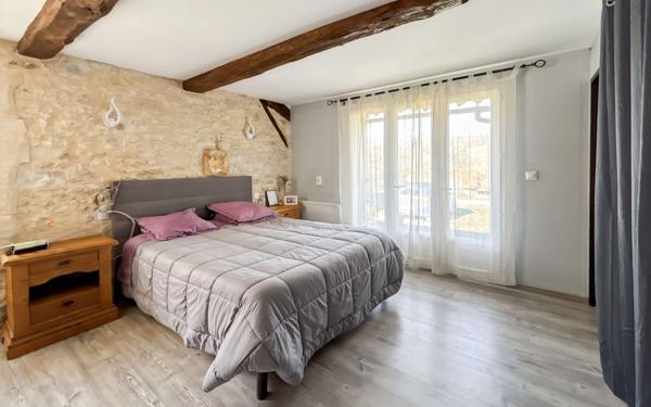 Maison à vendre    5 pièces •  Lavardens