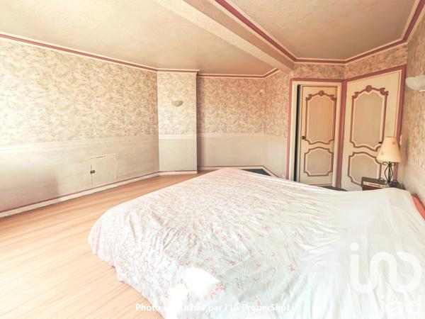 Maison à vendre 7 pièces 145 m² Feurs