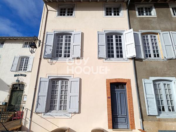 Maison de famille de caractère au coeur du bourg de Leigneux