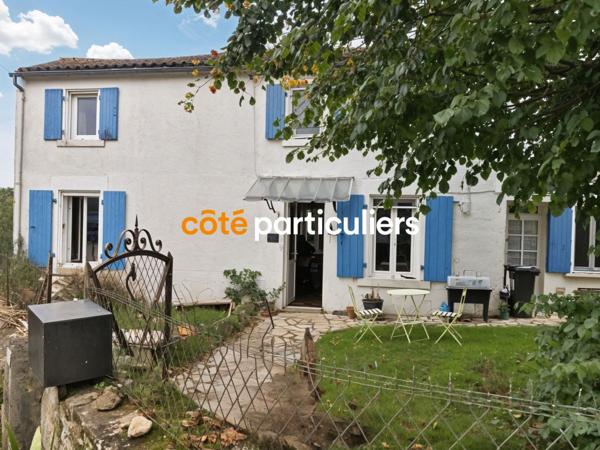 Vente Maison106 m² - 5 Pièces - BAZOGES EN PAREDS (85390)