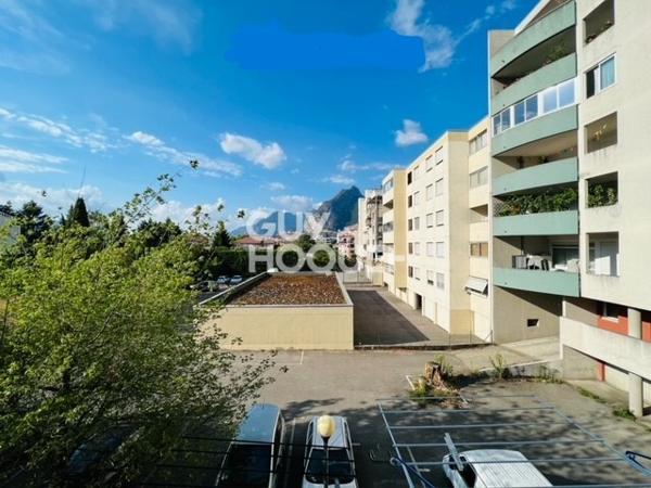 Appartement Fontaine 18.46 m2